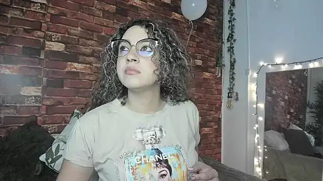 Photos of vero_161 from StripChat is Freechat