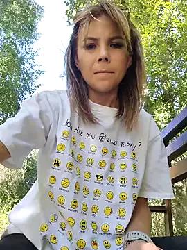 Victoria_03 from StripChat is Freechat