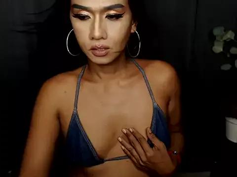 Victoria_Saint from StripChat is Freechat