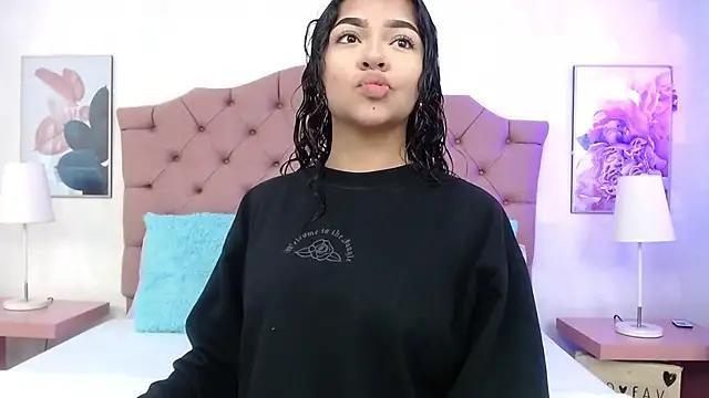 Girls: try live performances with matured performers, from dancing to quirks, in a variety of beautiful sex cams.