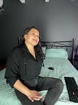 VictoriaReyes__ from StripChat is Freechat