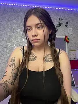 Vikki_toriya from StripChat