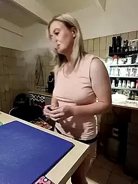 Vintasia from StripChat is Freechat