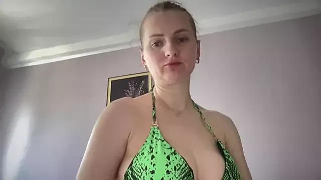 Viola_sweet from StripChat is Freechat