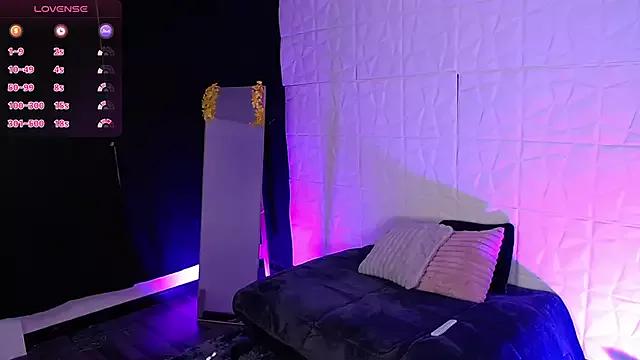 Girls: try live performances with matured performers, from dancing to quirks, in a variety of beautiful sex cams.