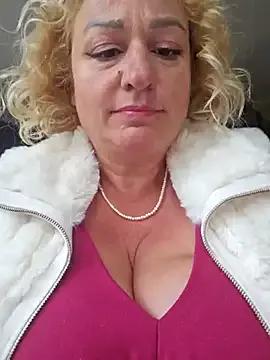 VirginiaNurse from StripChat is Freechat