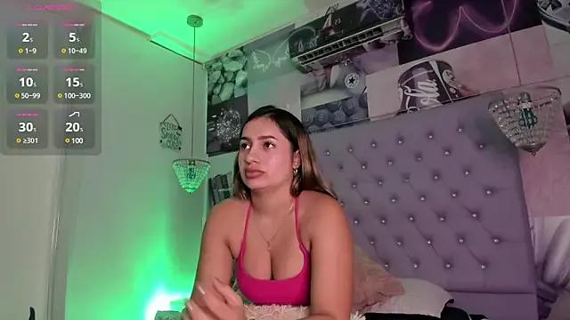 Vivi_prinncess from StripChat