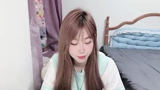vivian-vv from StripChat