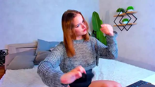 Vivian_Hortton from StripChat is Freechat