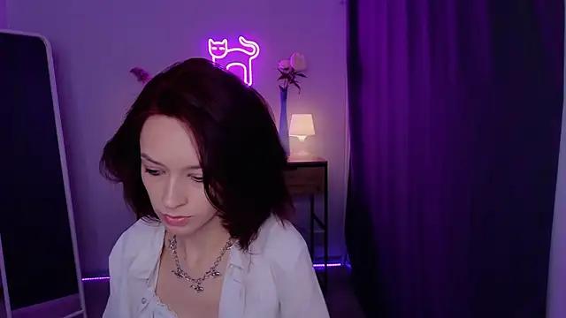 VivianLy_ from StripChat
