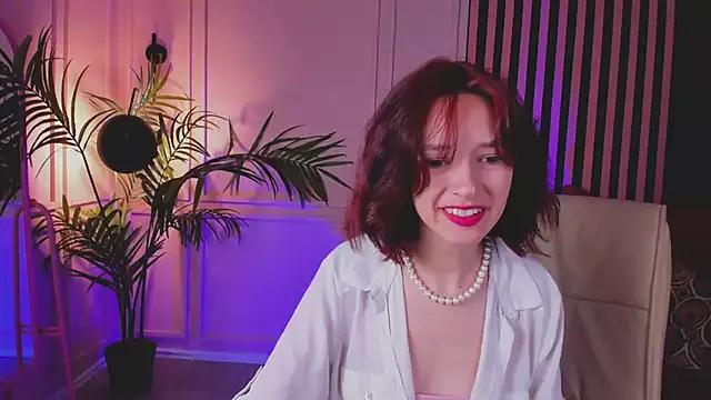 VivianLy_ from StripChat