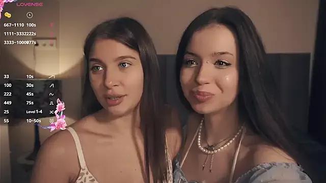 vivid_girls_vg from StripChat