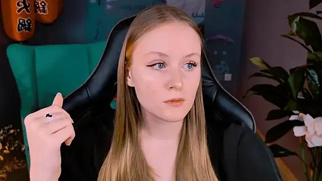 VivienLeeigh from StripChat
