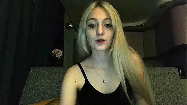white_liillyy from StripChat is Freechat