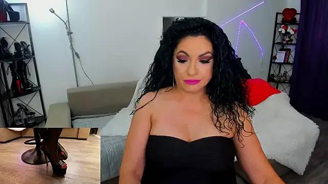 Wicked_Hilde from StripChat is Freechat