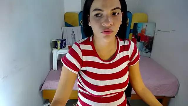 Girls: try live performances with matured performers, from dancing to quirks, in a variety of beautiful sex cams.