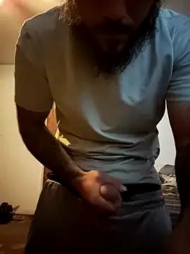 Wolfyking95 from StripChat is Freechat