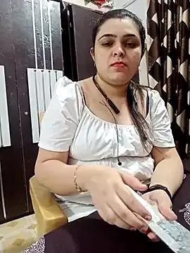 Wow-pinky-offcial from StripChat is Freechat