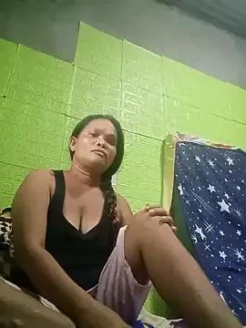 wow_pussy69xx from StripChat