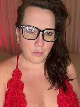 xsexycurvymilf from StripChat