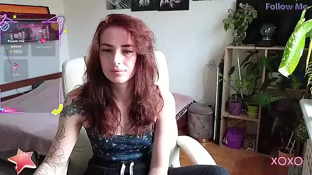 xx_adrihanna_xx from StripChat is Freechat