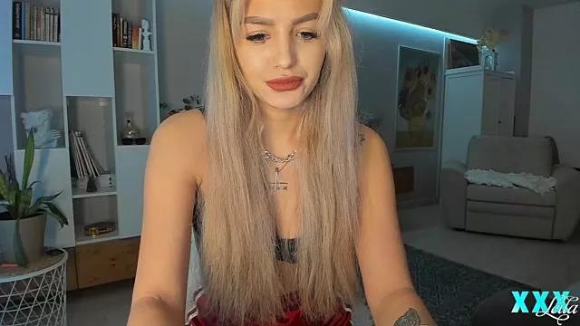 xx_leila from StripChat