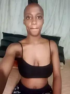 XXXLucia21 from StripChat