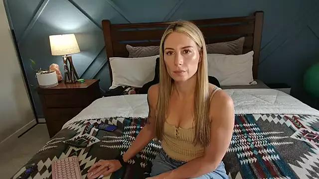 xxyourgirlblair from StripChat