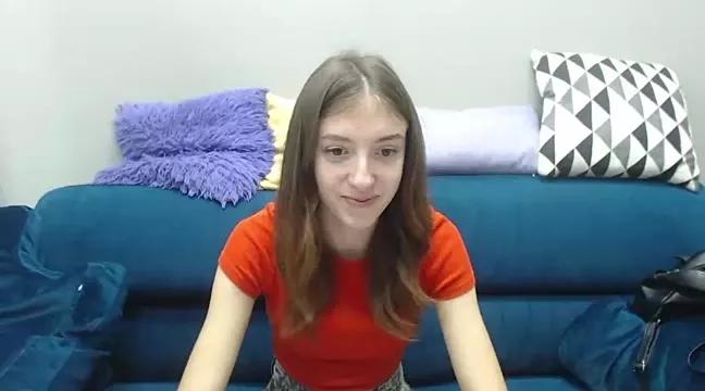 YammyLilaCute from StripChat