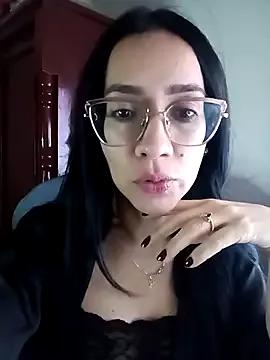 YaraDuarte from StripChat