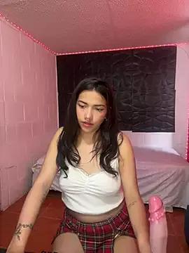 yarashine11 from StripChat