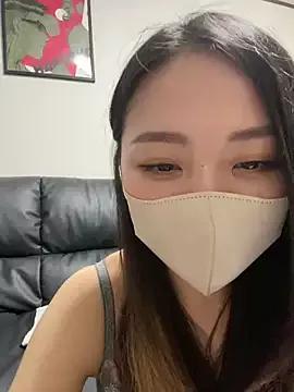 yazawa_oO from StripChat