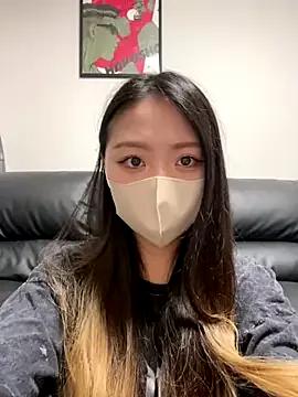 yazawa_oO from StripChat
