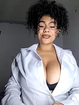 Yerystar from StripChat is Freechat