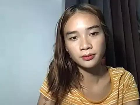 Yesha_moree from StripChat is Freechat