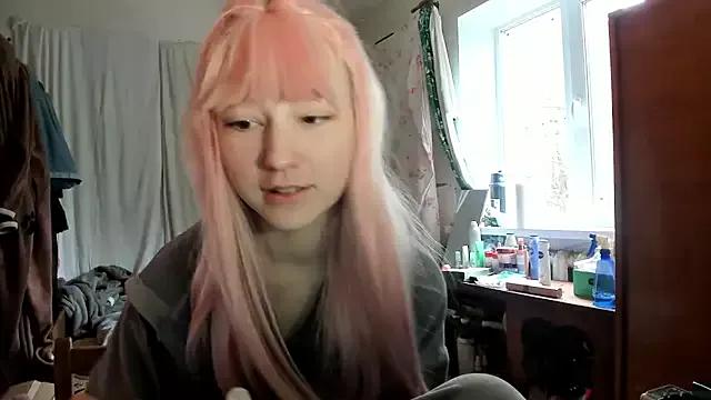 Yoonhee_Kiss from StripChat