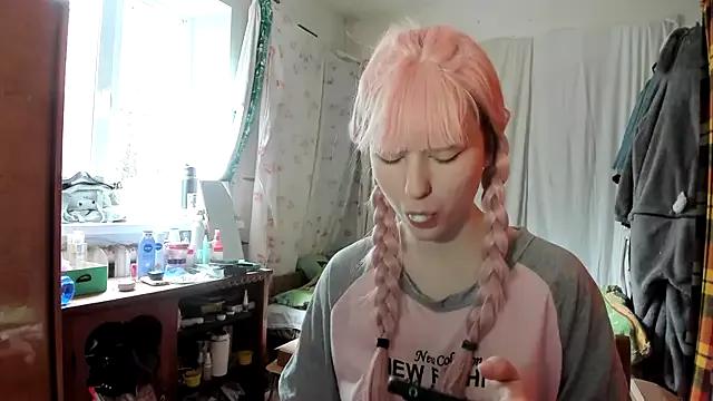 Yoonhee_Kiss from StripChat