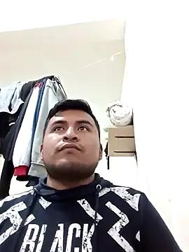 YoSoyLittleBoy from StripChat