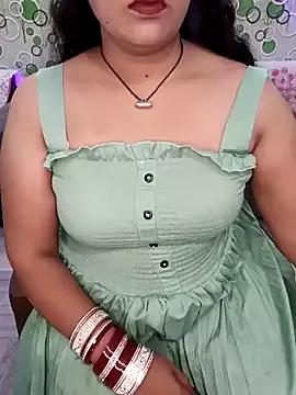 Photos of Your-Yashika from StripChat is Freechat