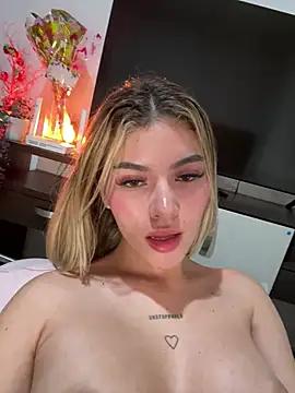 Italian-young hotness - These online randy colombian-mature strippers will entertain you with their freaky moves and sensual cam shows. From lovense and trimmed-white to thickcock and small-tits-teens, these sluts know how to ignite and entertain your itch.