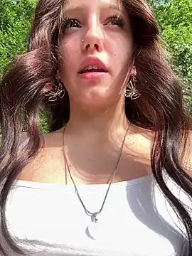 Your_Jewerly from StripChat is Freechat