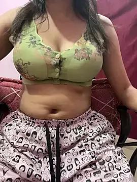 Photos of Your_lallela from StripChat is Group
