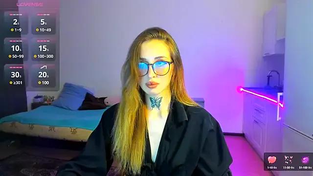 your_tora from StripChat is Freechat