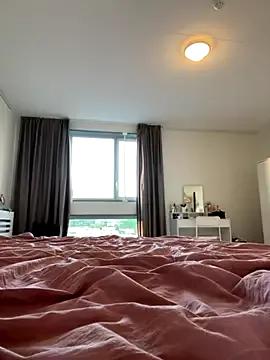 yourhornyslut from StripChat is Freechat