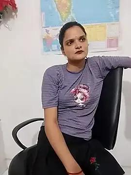 Yourr_Girll from StripChat is Freechat