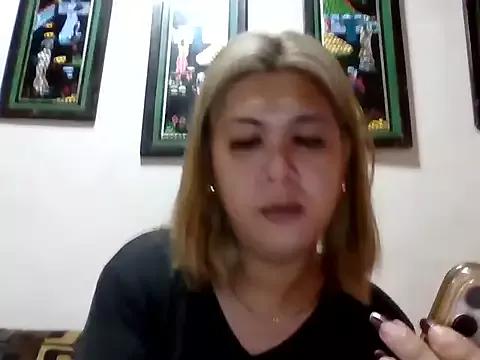 YourSexyValerie from StripChat is Freechat