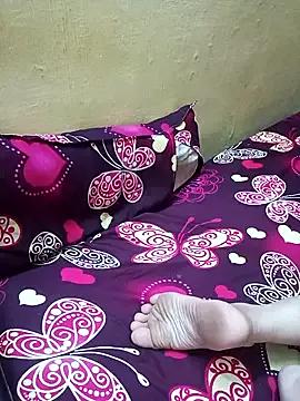 yourtamilcouple from StripChat is Freechat