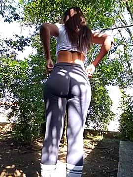 Yuky_ta from StripChat