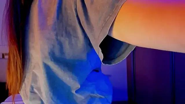 yummmymommy from StripChat is Freechat