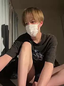 yuuuuma578 from StripChat